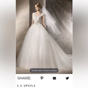 Pronovias Halar wedding gown